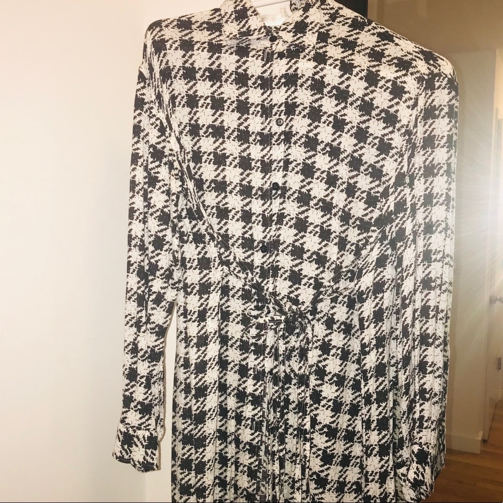 Alexander McQueen black and white shirt dress